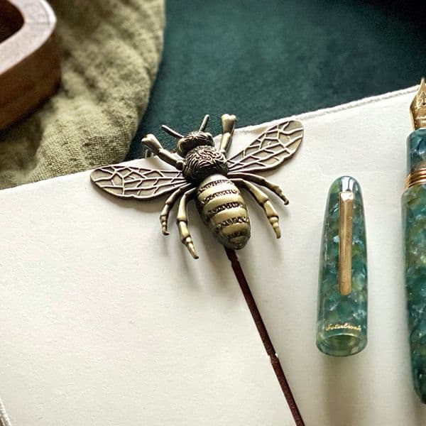 Esterbrook - Bee Page Holder - Brass