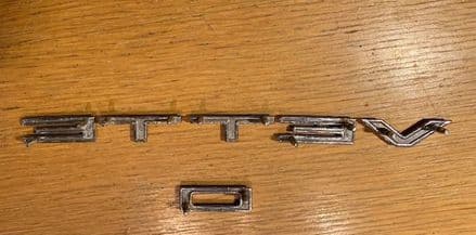 1961 -1962  ' V E T T E '  only  front  panel Letters GM OEM very nice for their age