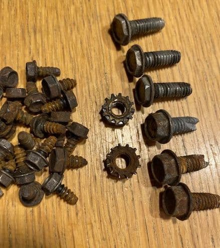 1963 C60 A/C Air Conditioning Unit GM USED SCREW SET. from a rusted under-hood AC housing