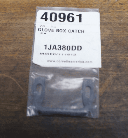 1978-82 Glove Box Catch, CA 40961,New