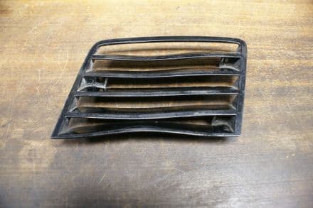 1980-1982 C3 Corvette,LH Vent Grille (Distorted),GM 14015245,Used