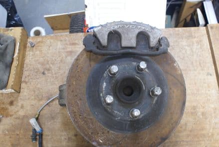 1997-04 C5 Front Left Wheel Hub Assembly,GM 10237239,Used