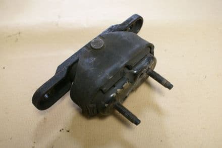 1997-2004 C5 Corvette,Lower Differential Mount,Used