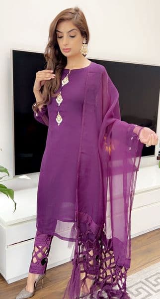 Duaa  Purple   Chiffon Embellished Suit 